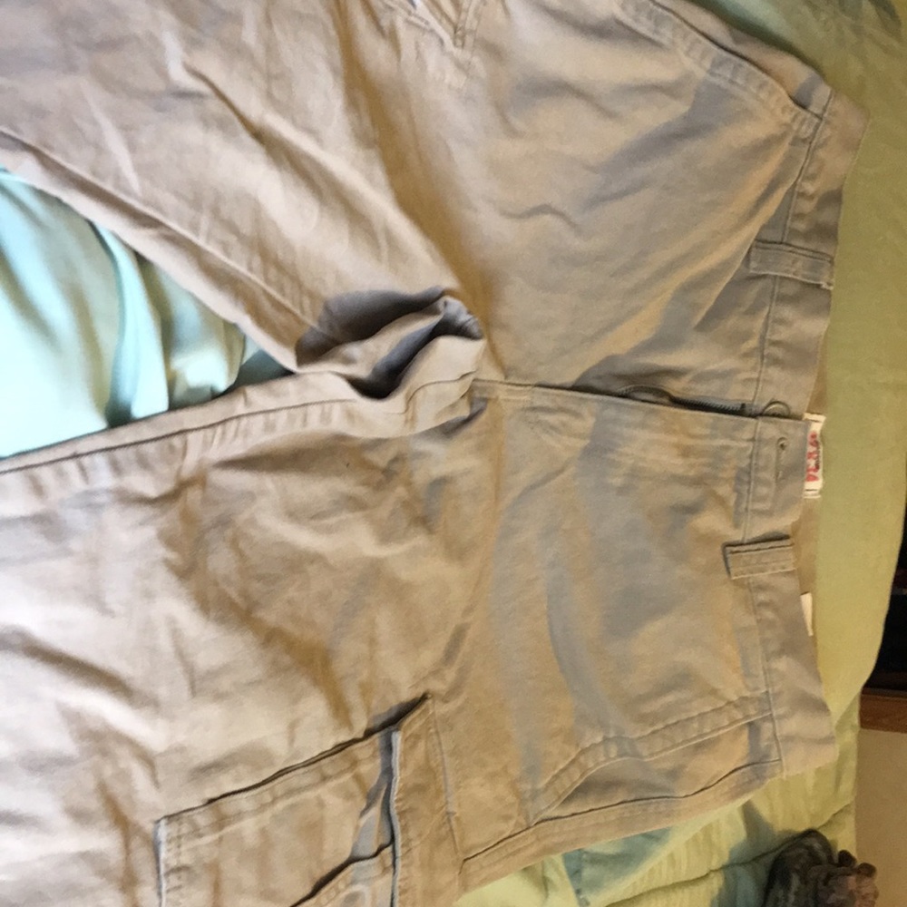 Men’s Khakis pants
